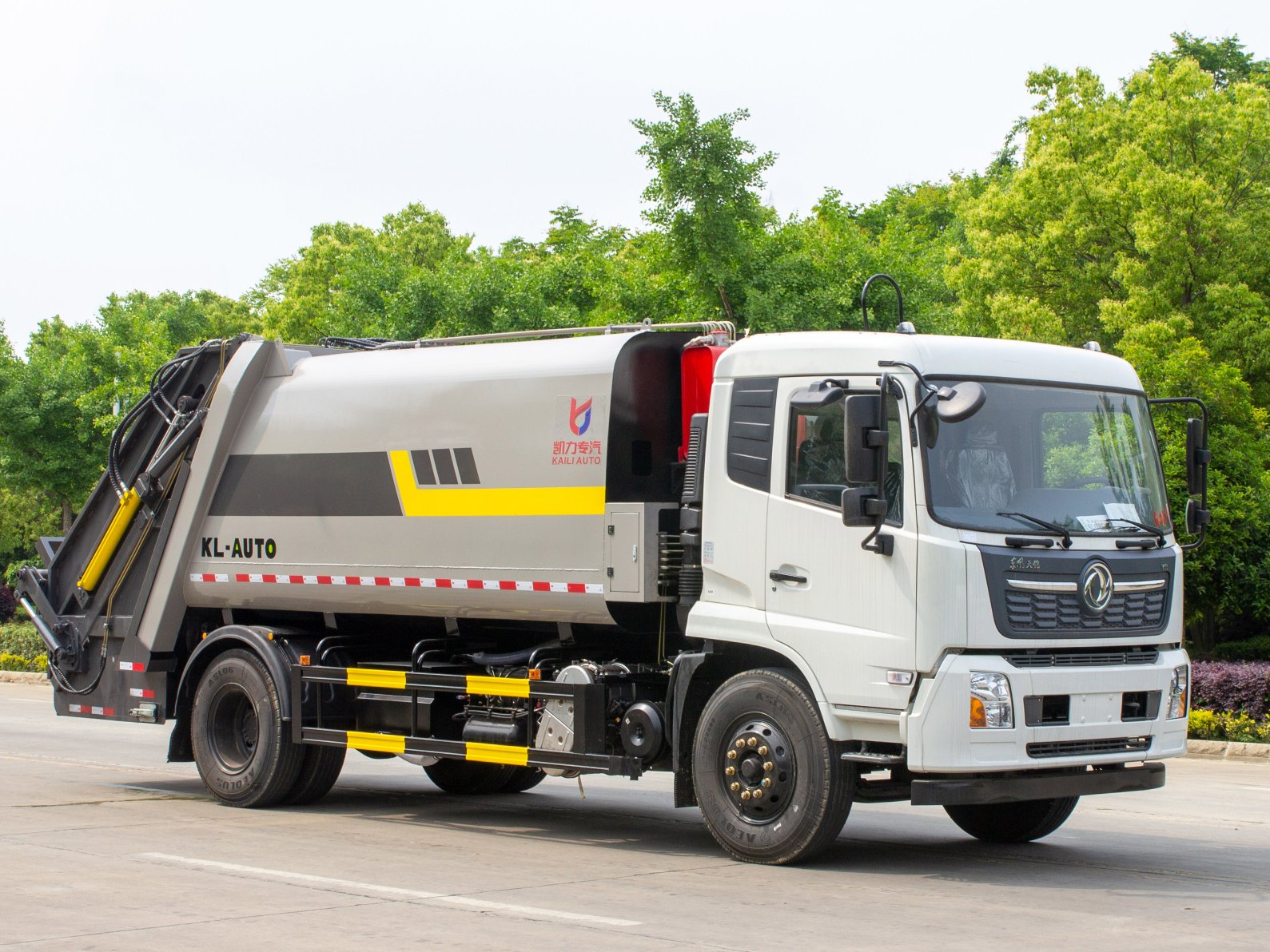 國(guó)六東風(fēng)天錦15方壓縮垃圾車(chē)